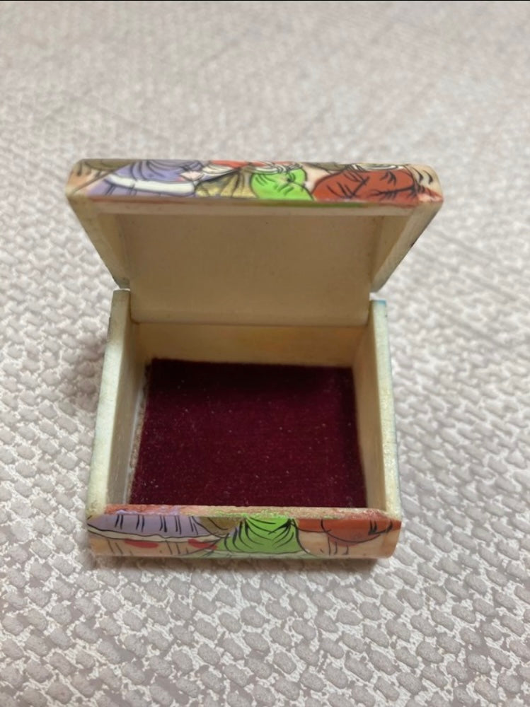 Vintage Trinket Box